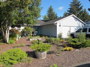 4020 Munsel Creek Dr, Florence, OR 97439