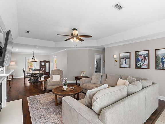 5th image of 308 Golf View Dr