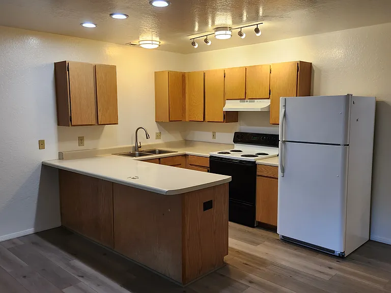 2700 N 1st St #2 — Photo 1