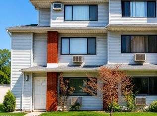 21 Richmond Ct #A, Staten Island, NY 10303