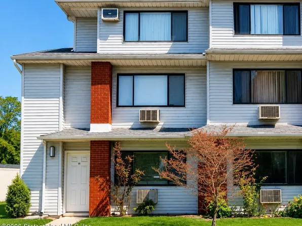 21 Richmond Ct #A, Staten Island, NY 10303