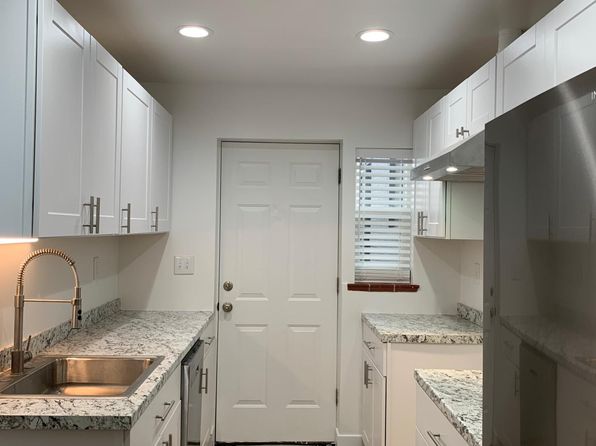 1077 Colorado Blvd APT 4