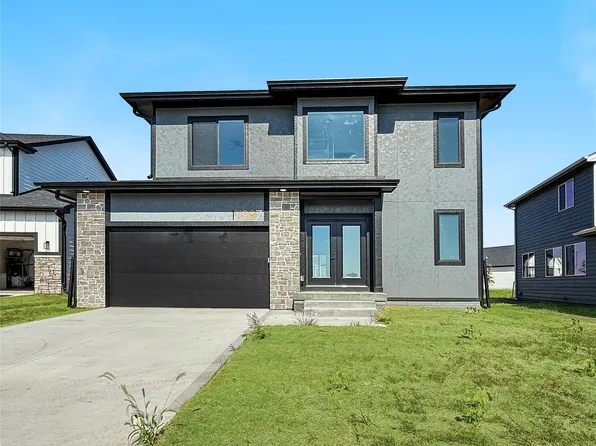 17987 Alpine Dr, Clive, IA 50325