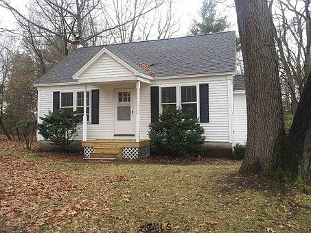 1st image of 9 Ryan Ave