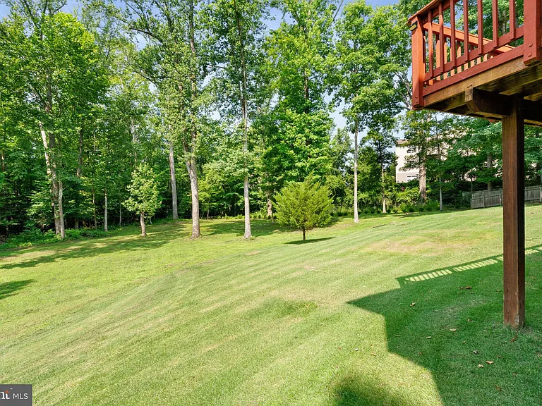 127 Pilgrim Cv — Photo 41