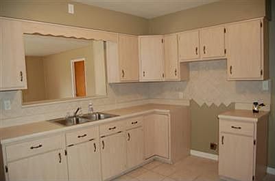 4th image of 1704 E Dorothy Ln