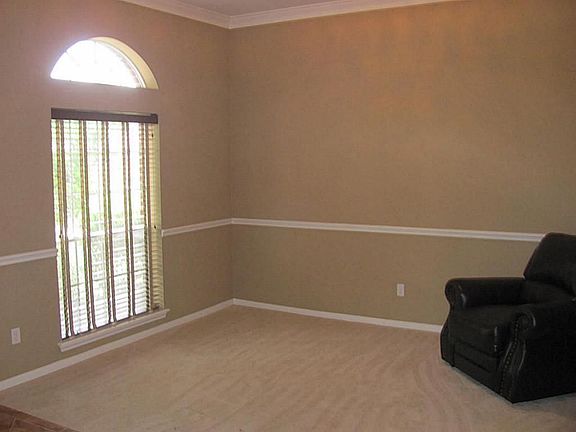 5th image of 3403 Deerland Ct