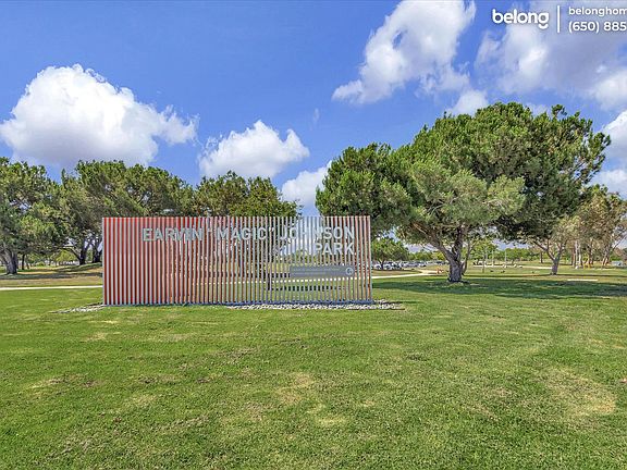 2nd image of 811 Soulagiana Ct