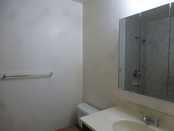 3rd image of 15632 78th St #60