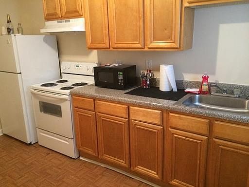 2nd image of 241 Troy St NW APT 08