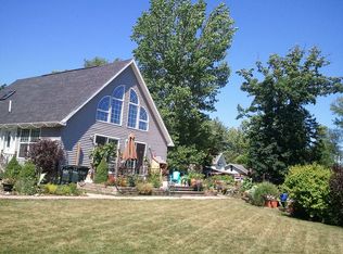 1124 Vienna Rd, Sylvan Beach, NY 13157