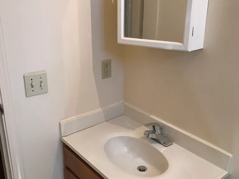 1729 Seminary Ave #1 — Photo 8