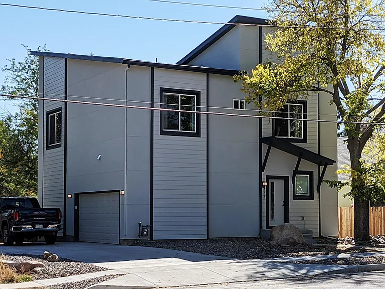 333 Cheyenne Blvd — Photo 1