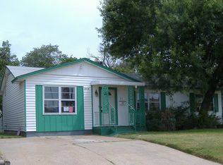 911 E Grauwyler Rd, Irving, TX 75061