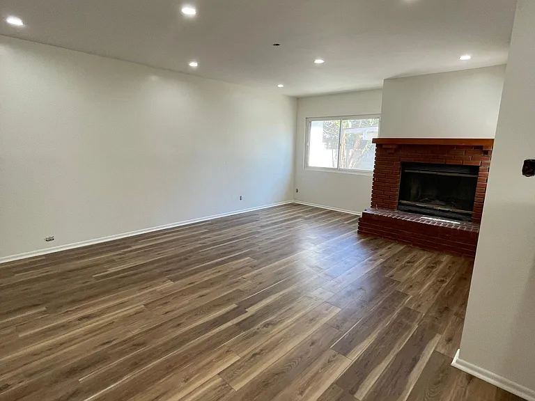 8807 Holbrook St — Photo 16