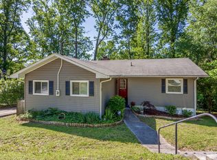 97 Outer Dr, Oak Ridge, TN 37830