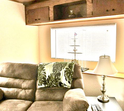 3rd image of 3300 Portola Dr Spc 33