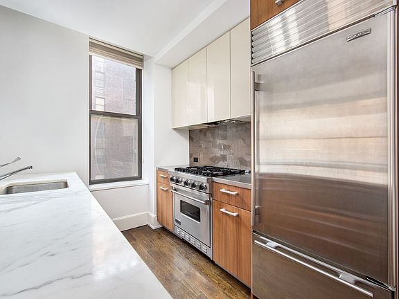4th image of 260 Park Ave S APT 7F