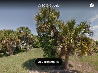 250 Richards Rd, Melbourne Beach, FL 32951