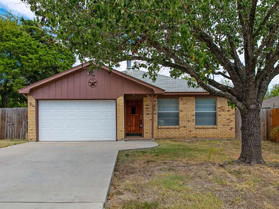 1111 Braeswood Dr