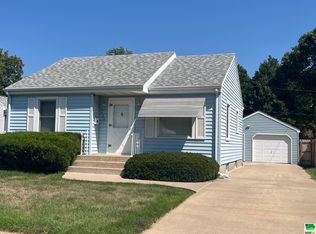 3066 Rebecca St, Sioux City, IA 51103