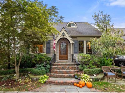 59 Mapleton Rd, Grosse Pointe Farms, MI, 48236