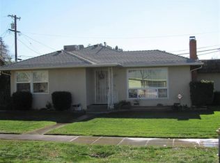 1643 W Saginaw Way, Fresno, CA 93705