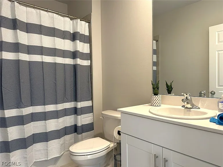20333 Camino Torcido Loop — Photo 11