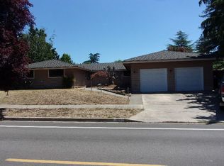 315 Black Oak Dr, Medford, OR