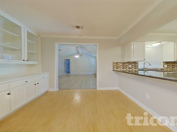 4th image of 6408 Alta Vista Dr