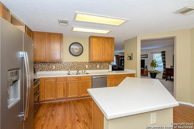 4827 Encanto Creek Dr — Photo 10