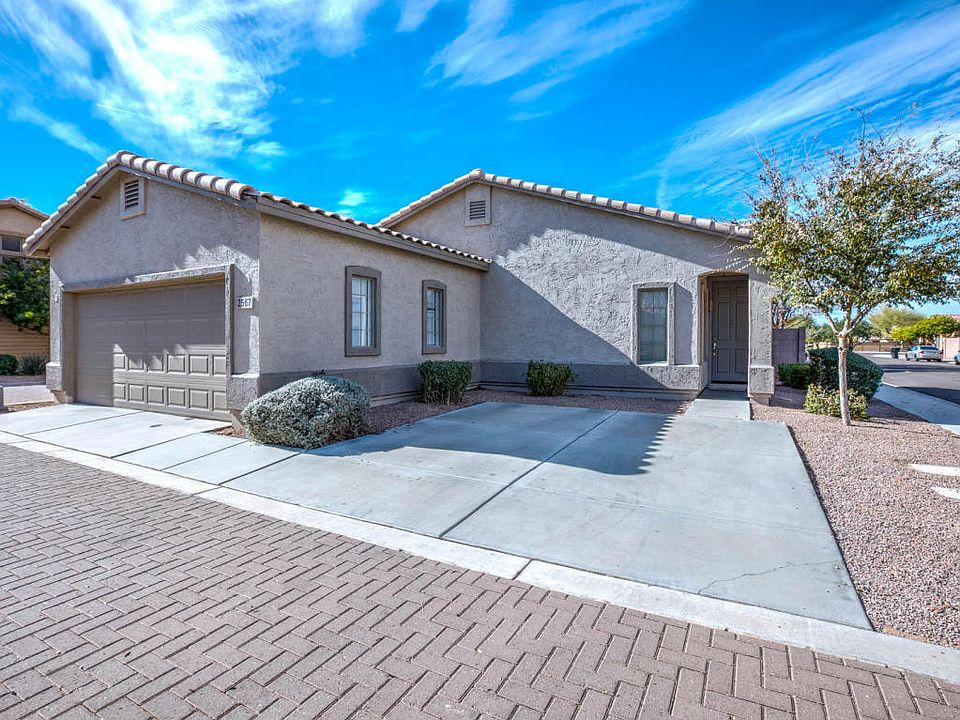 1st image of 2567 E Indian Wells Pl