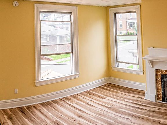 2nd image of 306 Park St #2