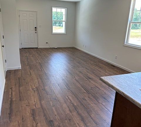 2nd image of 7942 Lyndale Dr
