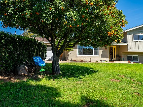 2nd image of 1540 Encino Dr