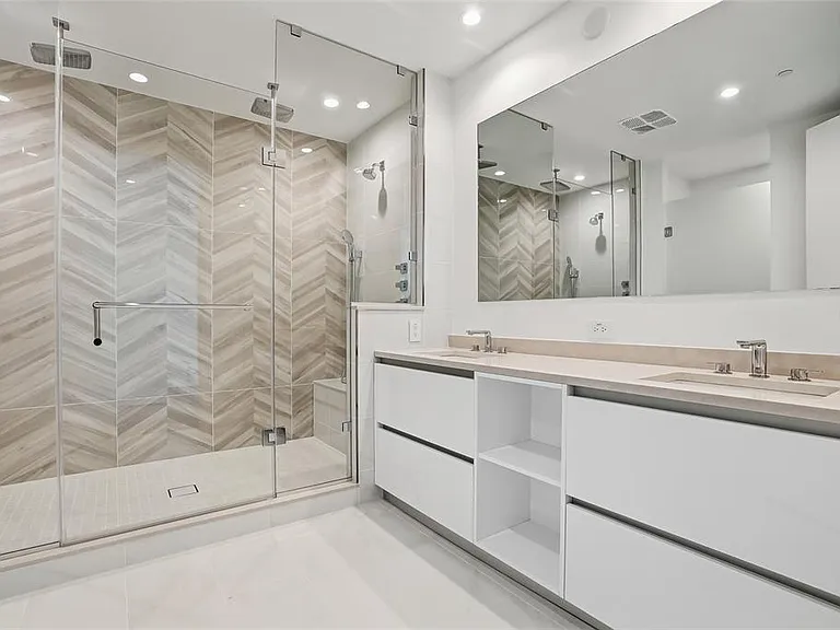 400 Central Ave #301 — Photo 25
