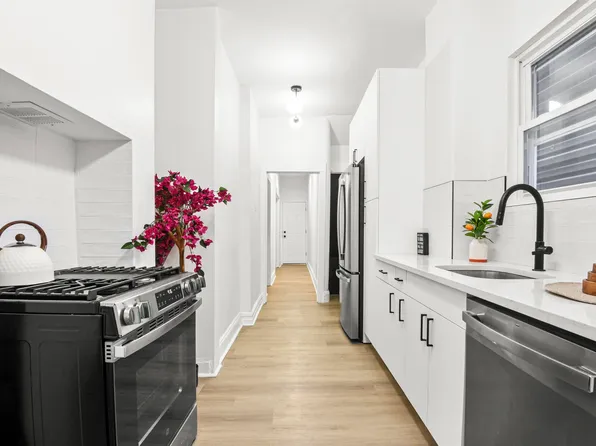 292 Forrest Street image 10 of 37