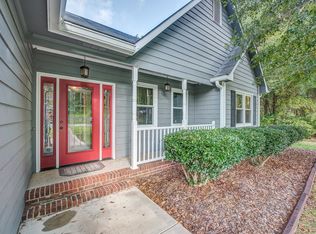 101 Elk Ct, Mount Holly, NC 28120