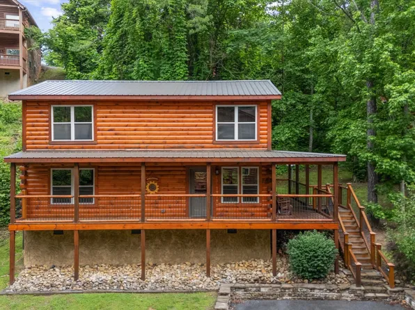 2377 Alpine Village Way, Pigeon Forge, TN 37863