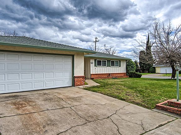5th image of 6381 Paso Dr