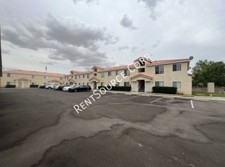 2910 B St UNIT 11, Rosamond, CA 93560