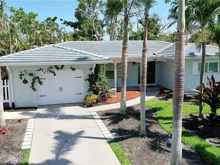 253 Bayshore Dr — Photo 6