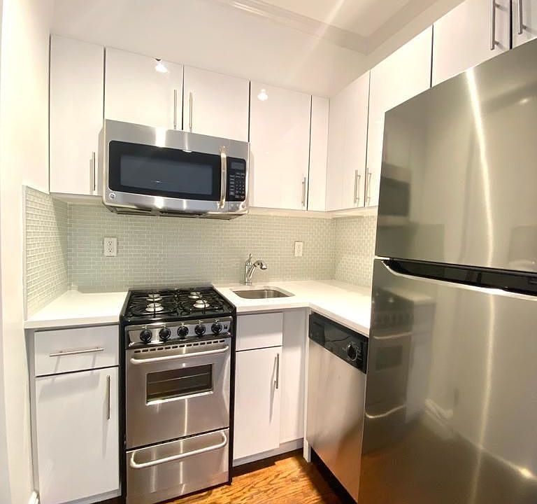 1st image of 12 5th Ave APT 92