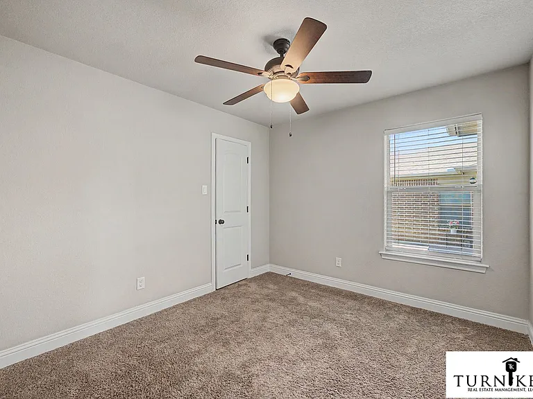 1324-1328 White Sand Dr — Photo 19