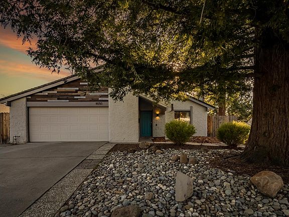 2nd image of 8050 Willow Glen Ct