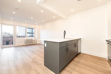 28 Spencer Place, #4C