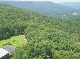 2 Champion Rd, Sewanee, TN 37375