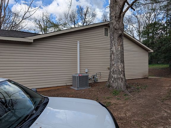 4th image of 4809 Hearthstone Dr