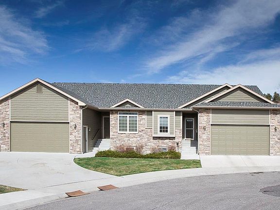2nd image of 3437 Castle Pines Dr