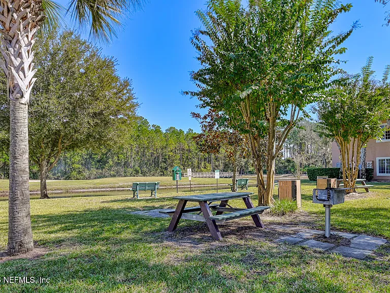 605 Fairway Dr #203 — Photo 36
